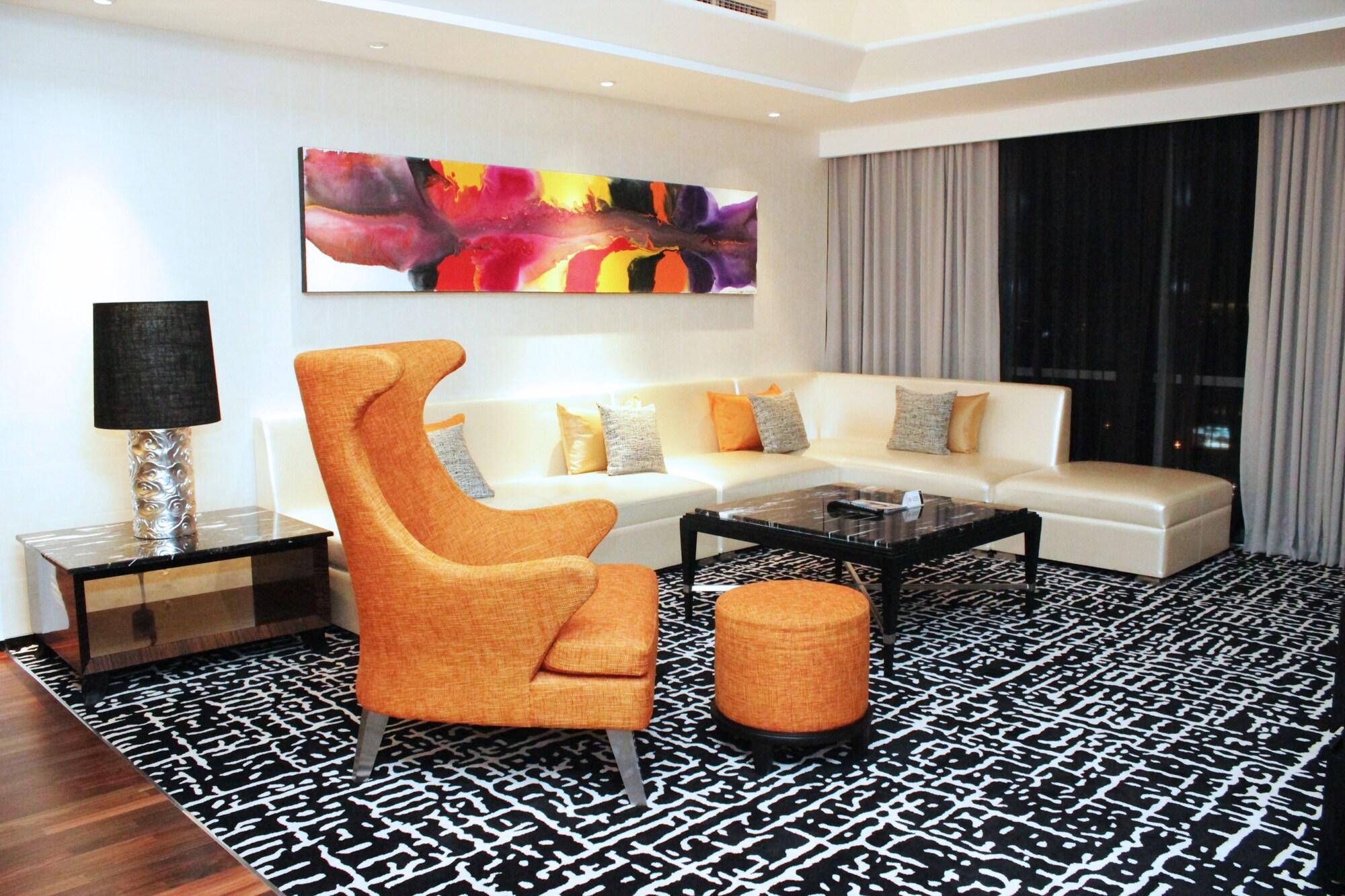 Ts Suites Surabaya Buitenkant foto