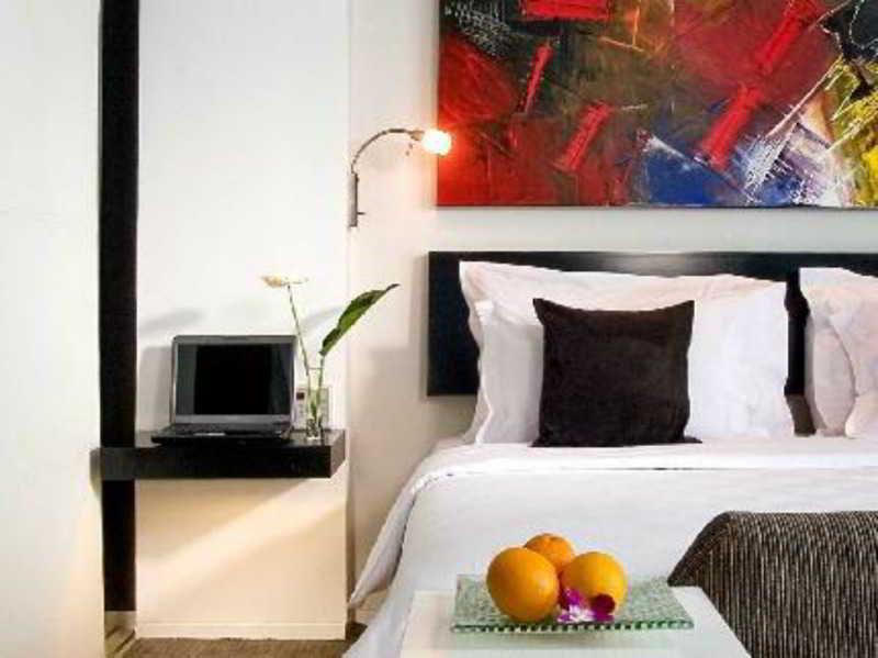 Ts Suites Surabaya Buitenkant foto